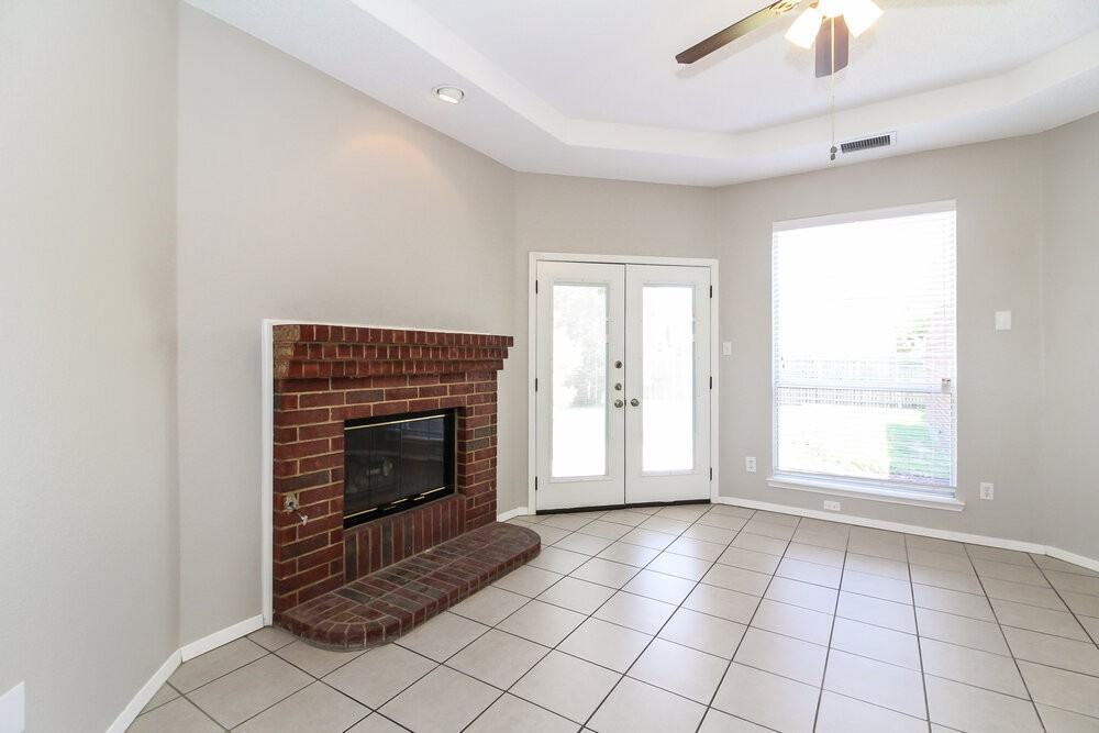 2136 Birch Bend - Photo 3 of 16