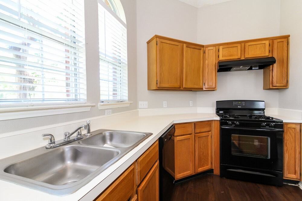 2136 Birch Bend - Photo 5 of 16