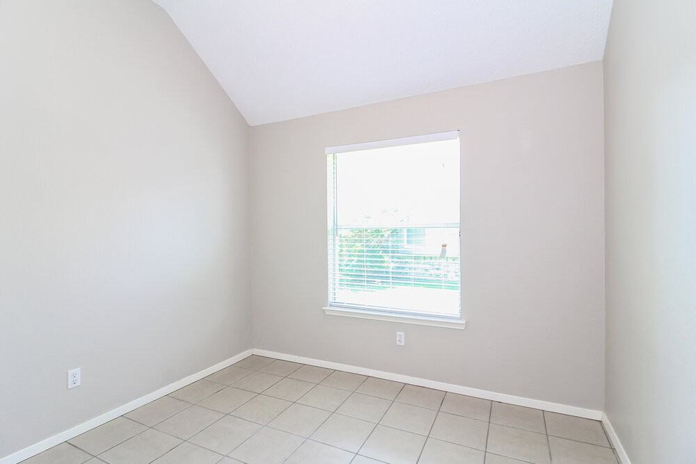 2136 Birch Bend - Photo 6 of 16