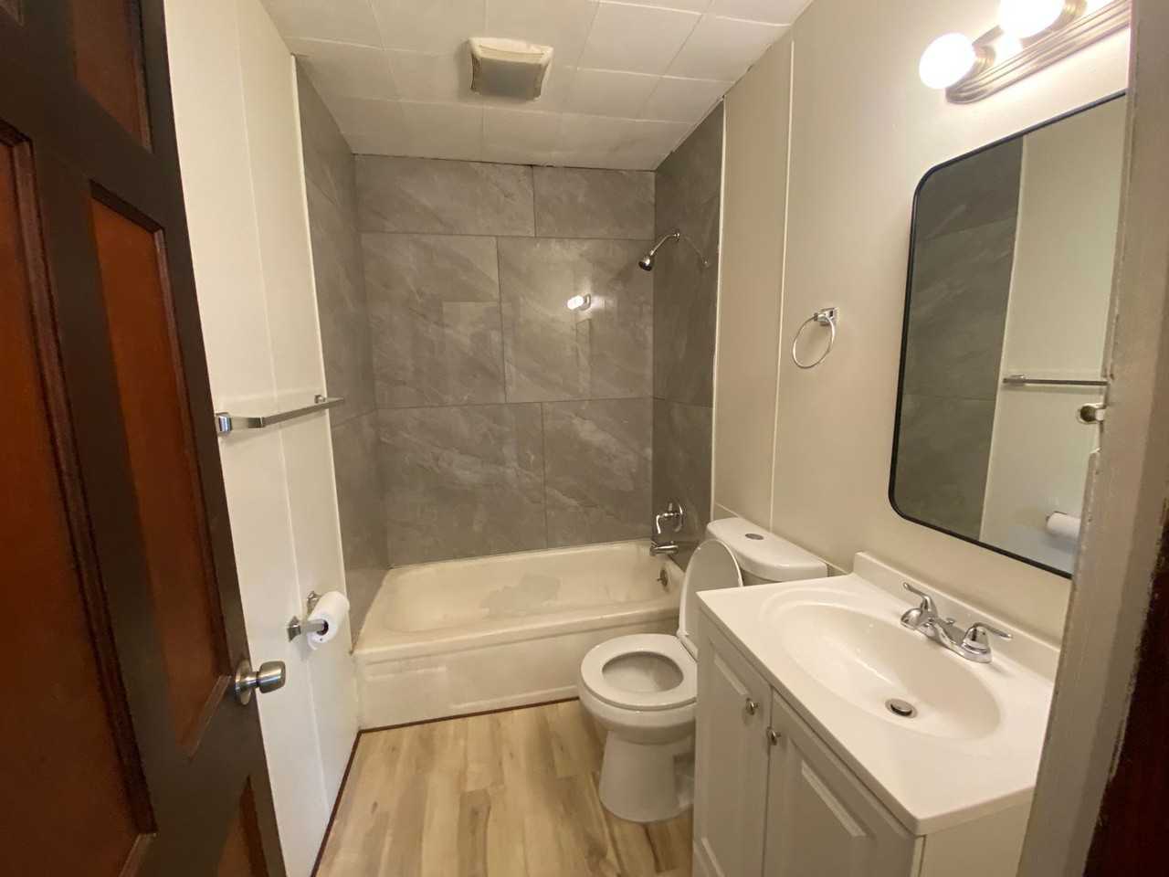 7417 Calvin Ave - Photo 3 of 22