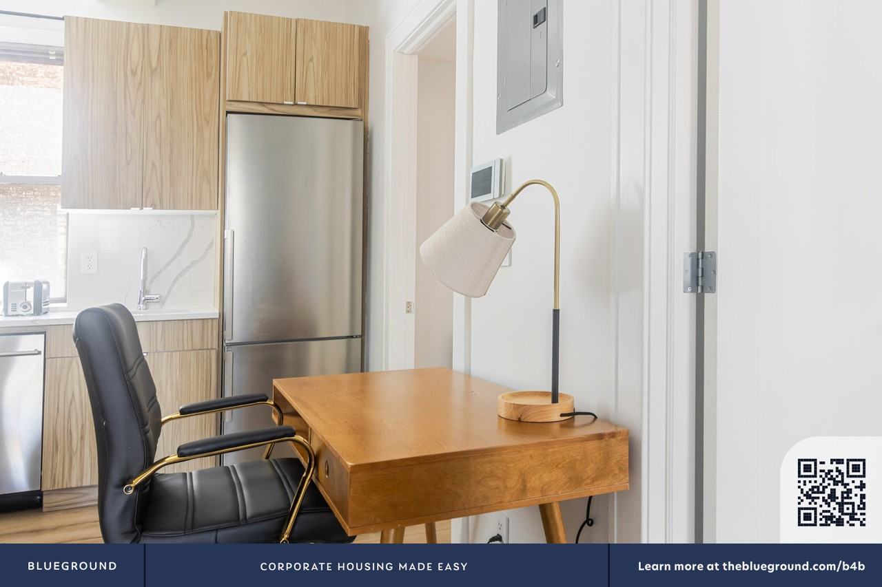 138 East 38th Street - Photo 6 of 32