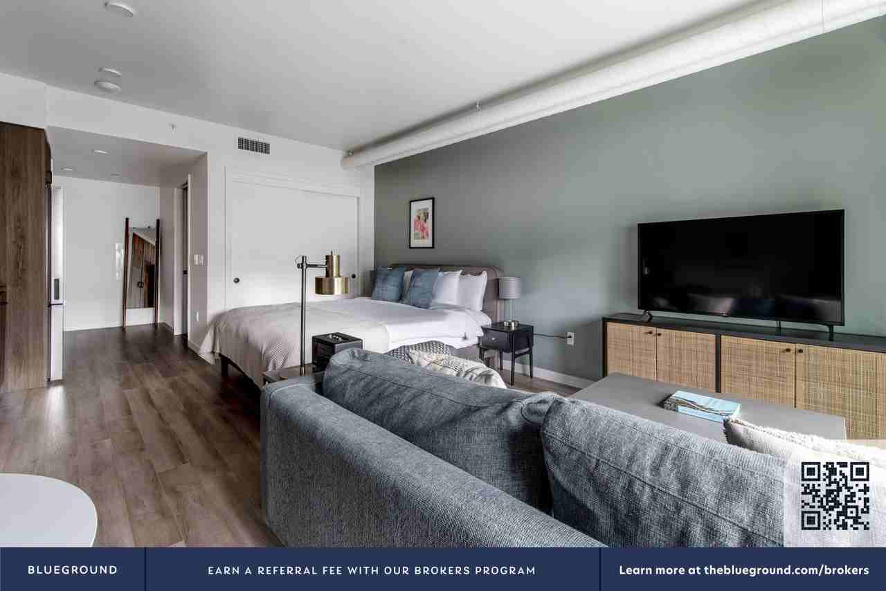 434 Minna Street - Photo 4 of 46