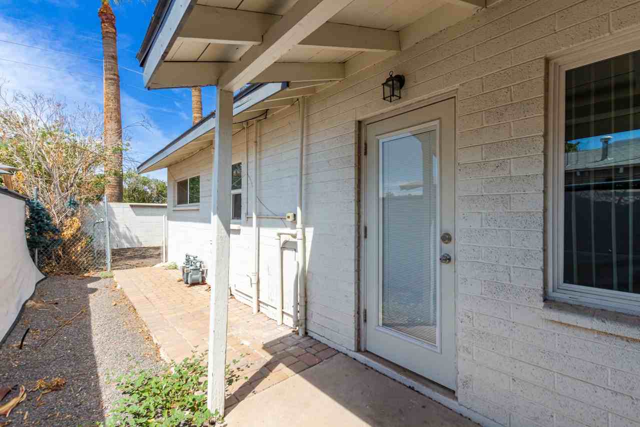 3133 N 36th St - Photo 4 of 34