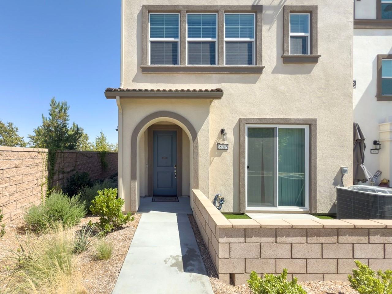 28076 Melrose Dr - Photo 2 of 50