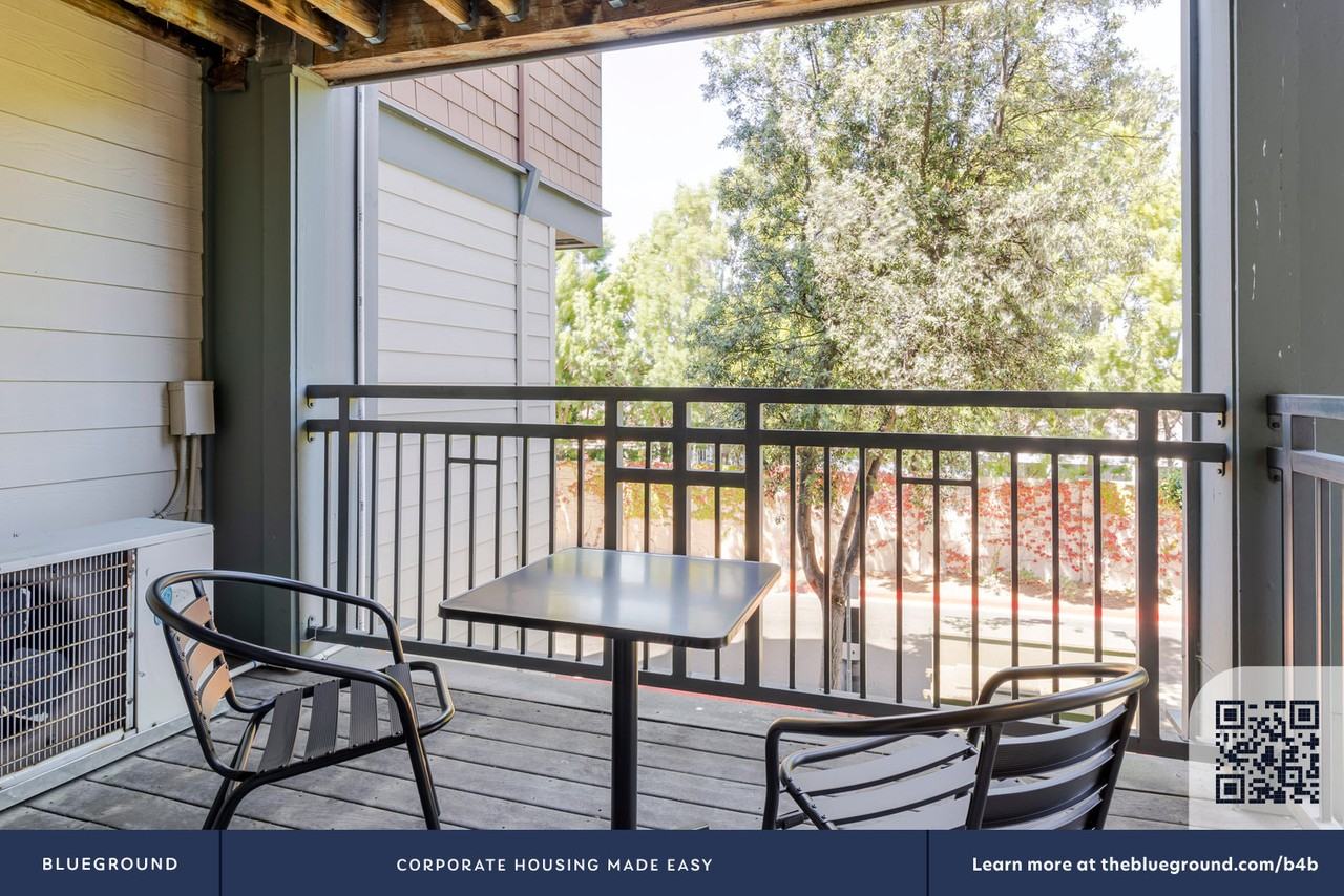 1220 N Fair Oaks Ave #1983 - Photo 6 of 32