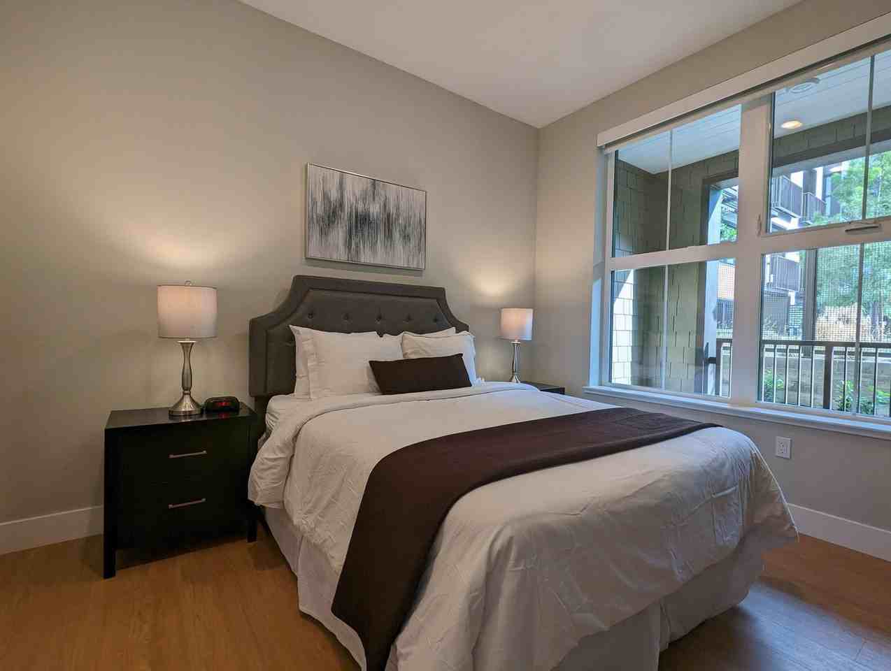 1746 Villa St #1280708P - Photo 5 of 9