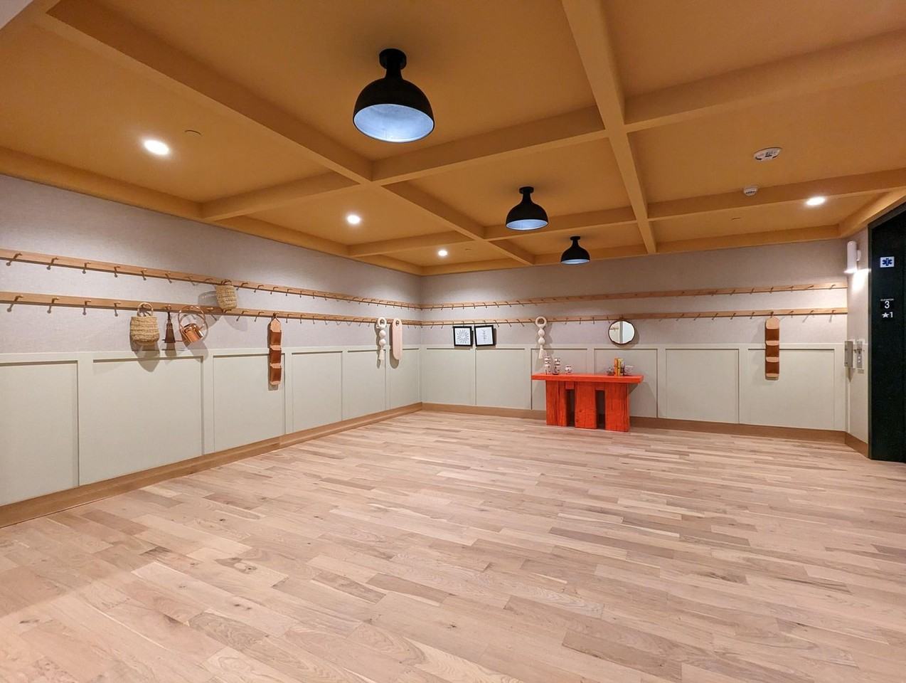 1746 Villa St #1280708P - Photo 6 of 9