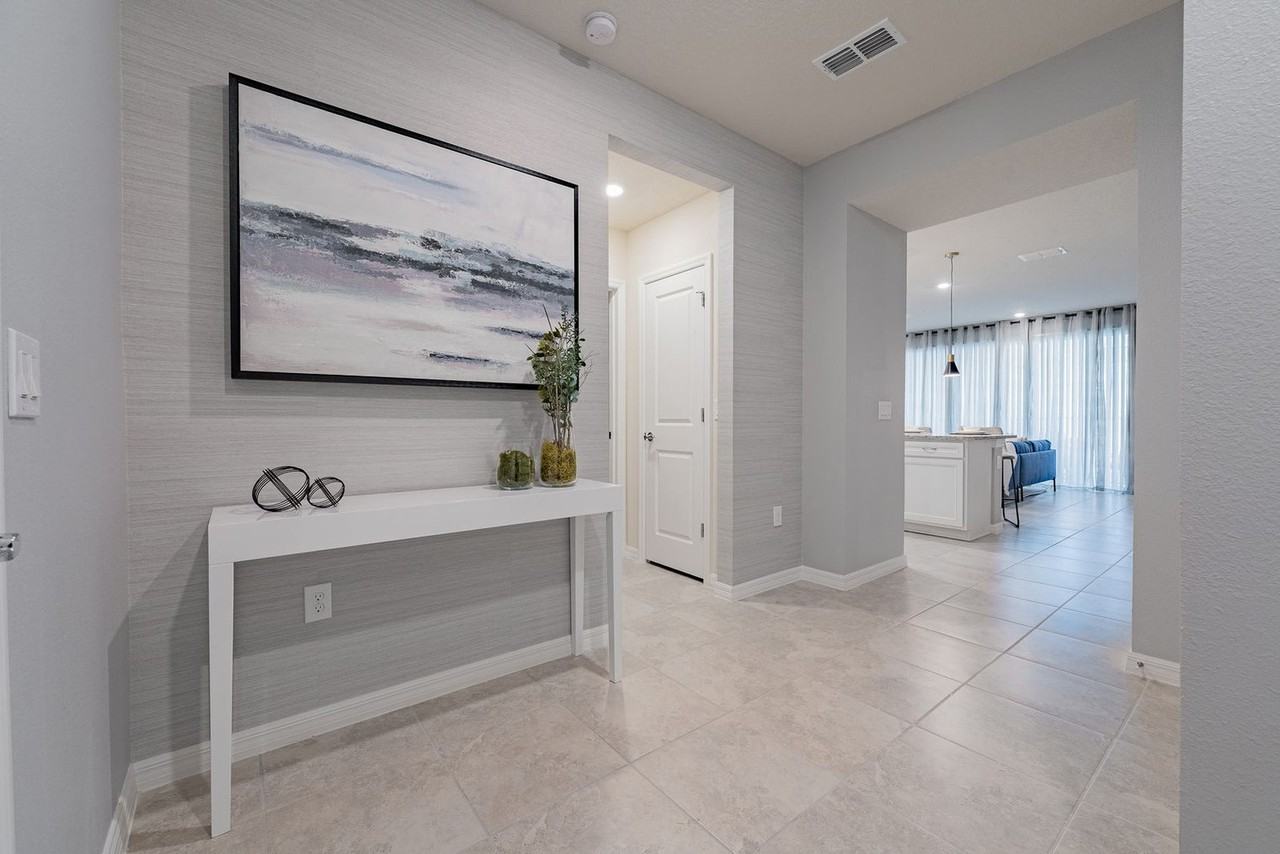 886 Paradise Dr #1280974P - Photo 4 of 50