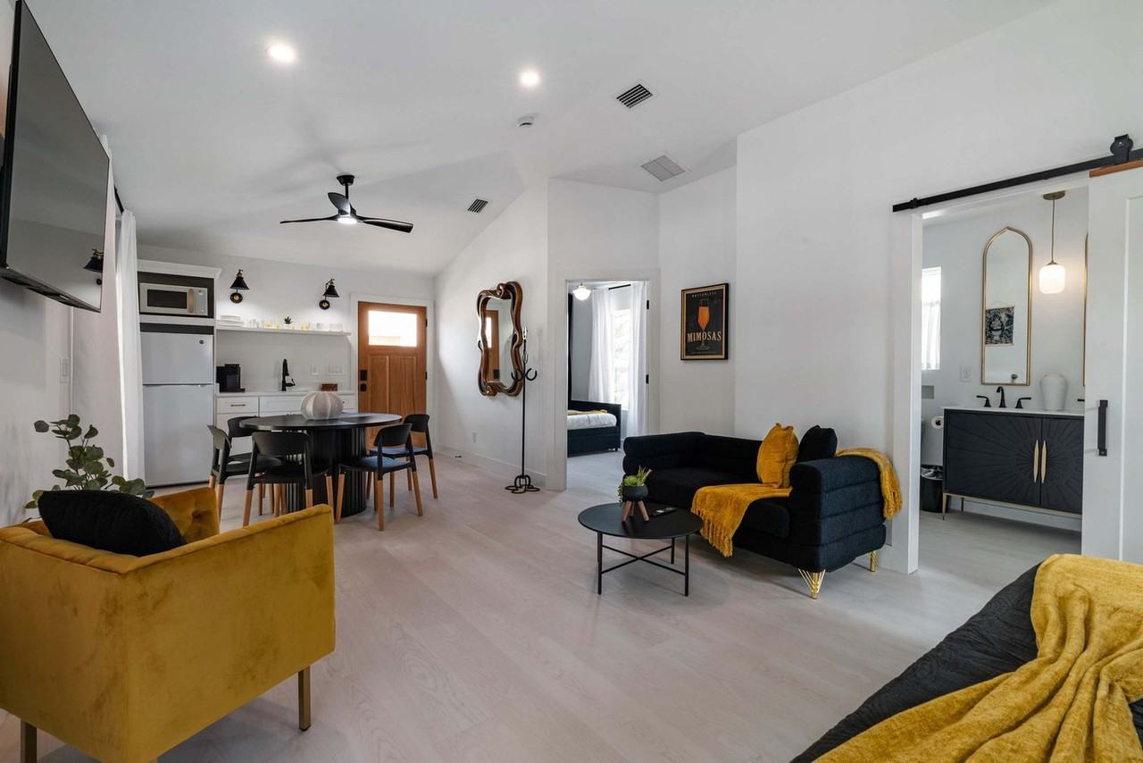 28 West Castillo Drive - Photo 5 of 62