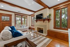 16 1/2 Carrera St - Photo 1 of 1