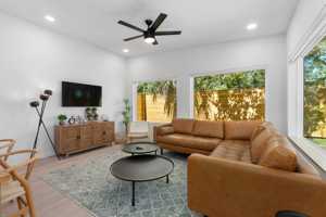 featured image of 21 Pearl St