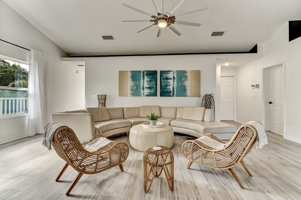 156 Meadow Ave #1281985P - Photo 5 of 50