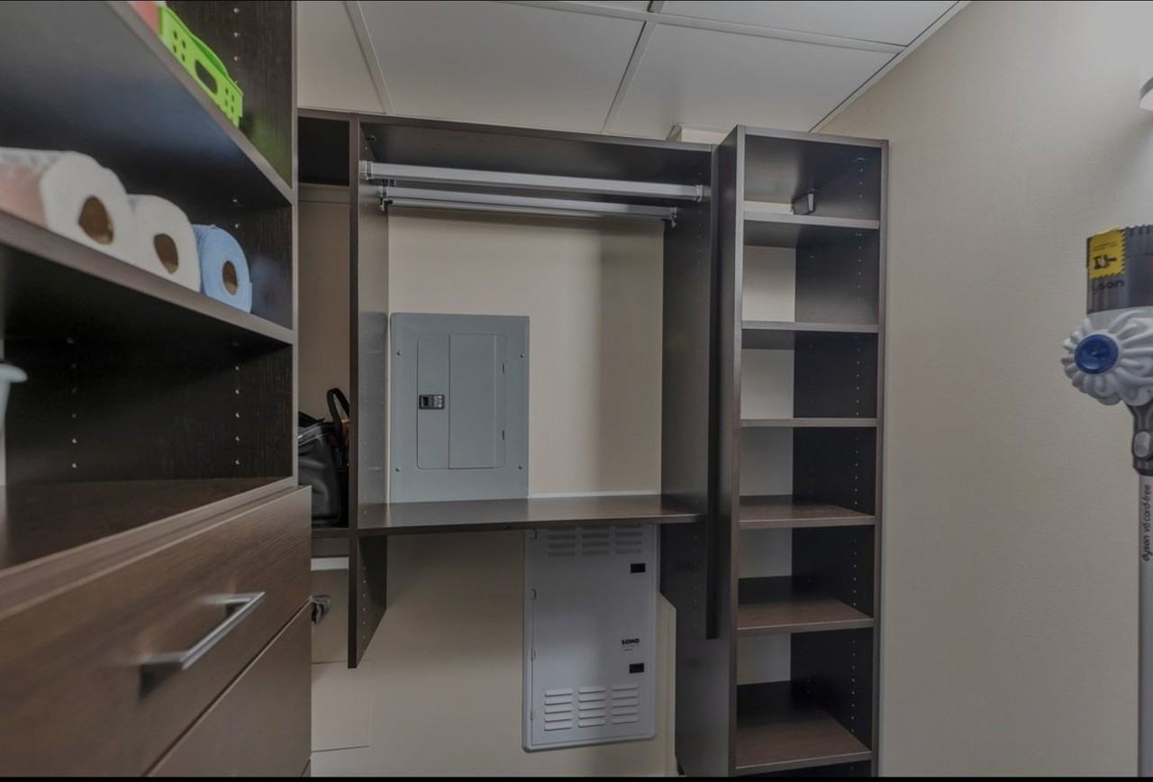 1055 Richards Street #703 - Photo 3 of 22