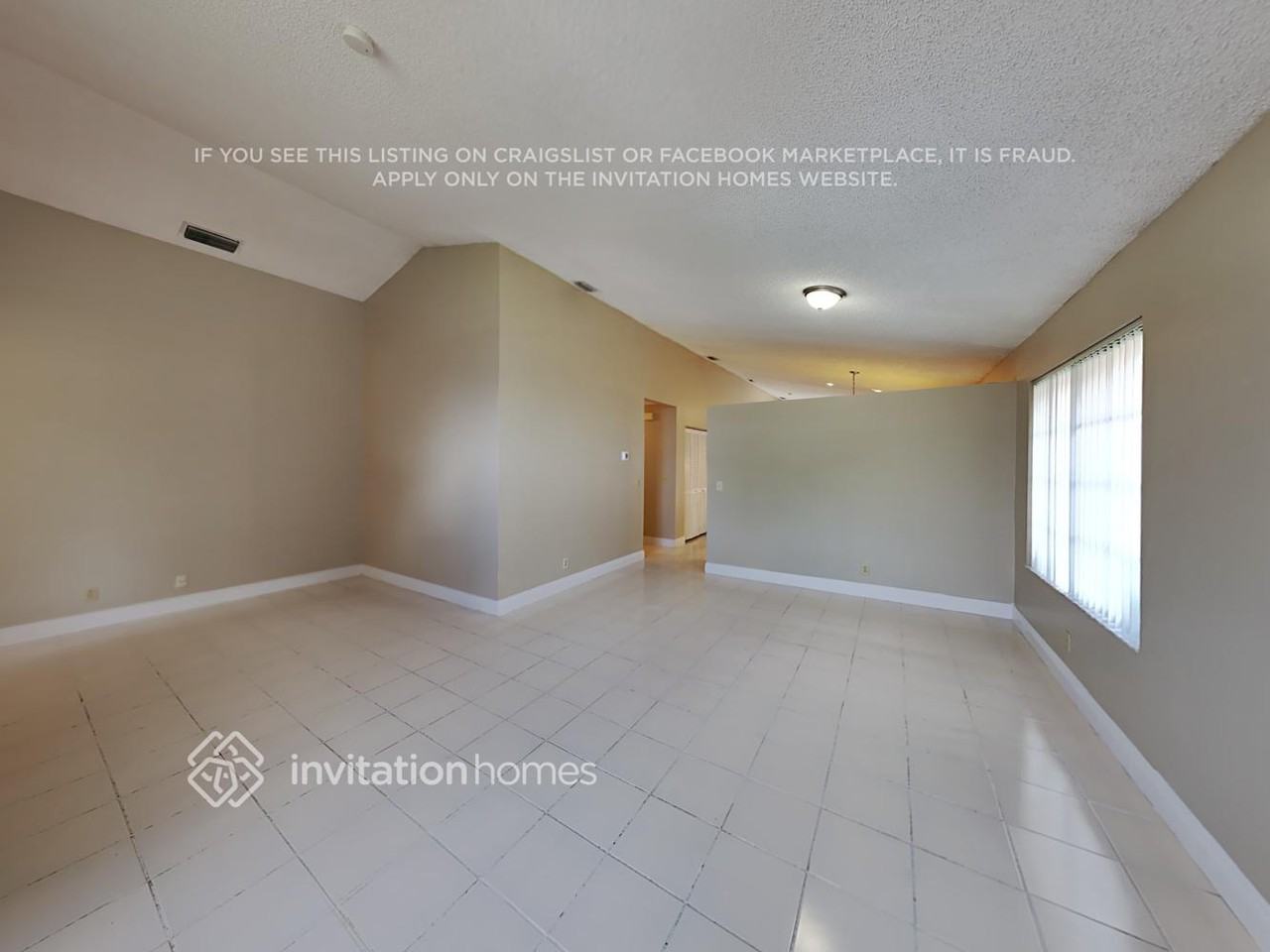 4036 Nw 5th Dr - Photo 3 of 18