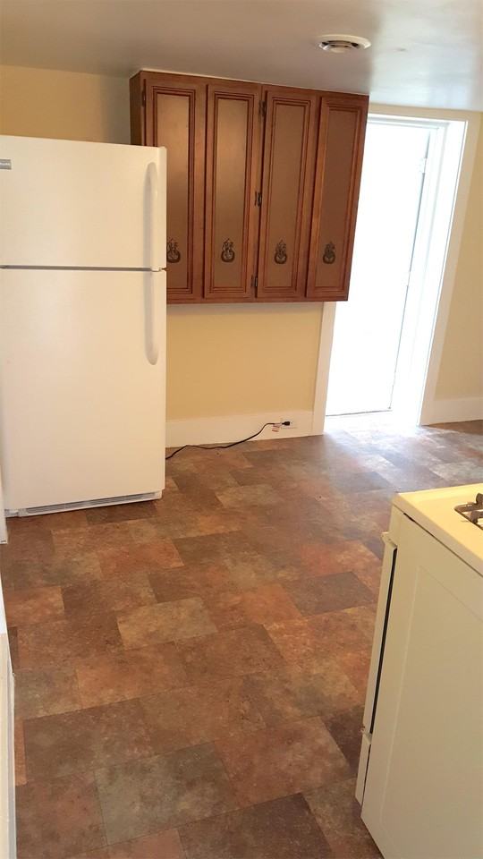 103 Washington St - Photo 5 of 9