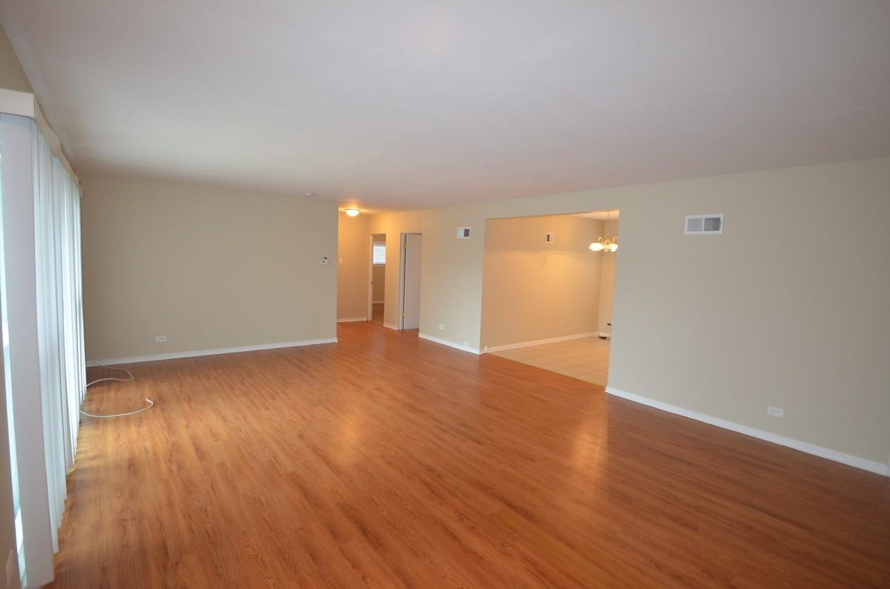 518 E Harding Ave - Photo 2 of 10