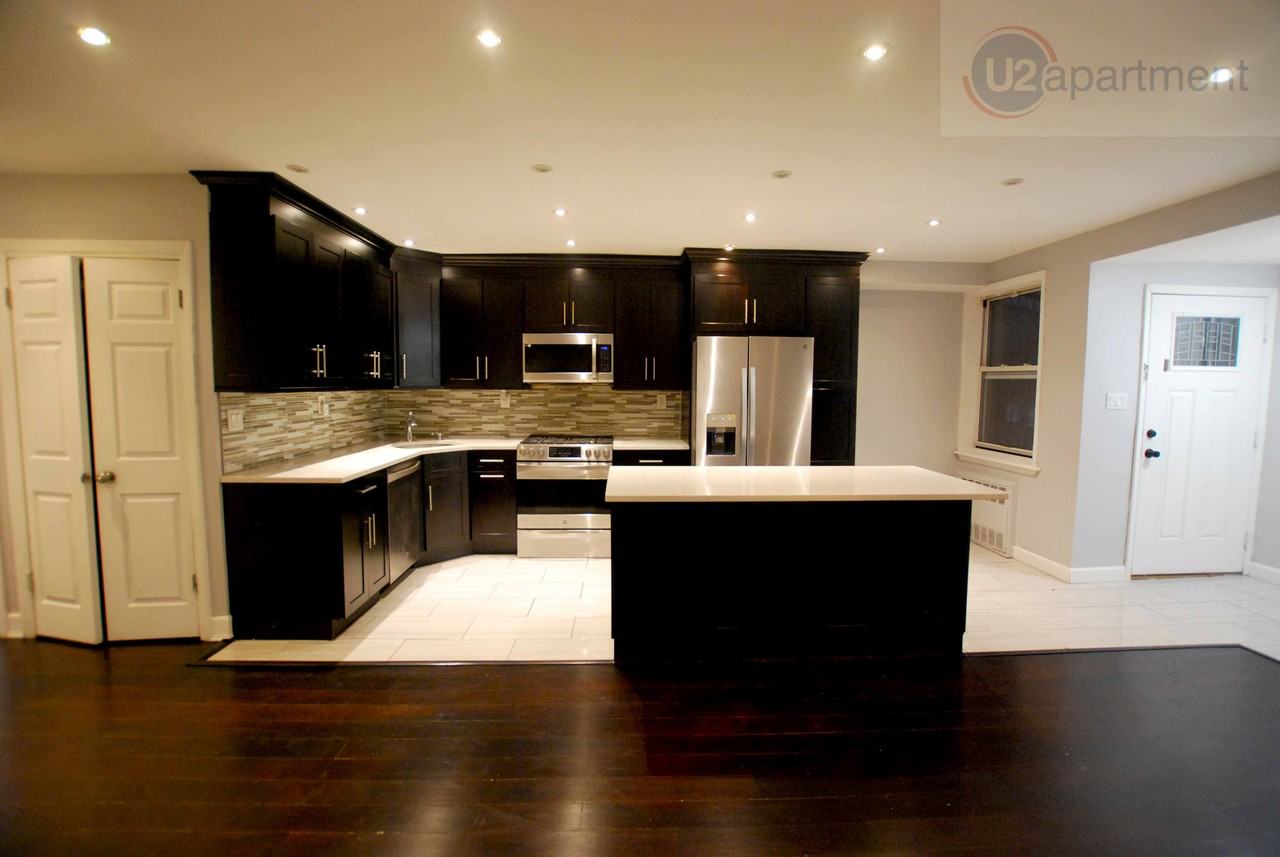 580 East 85th Street 2 - Photo 3 of 24