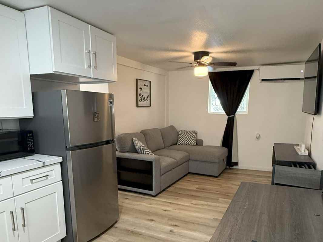 295 E Barbour St - Photo 6 of 7