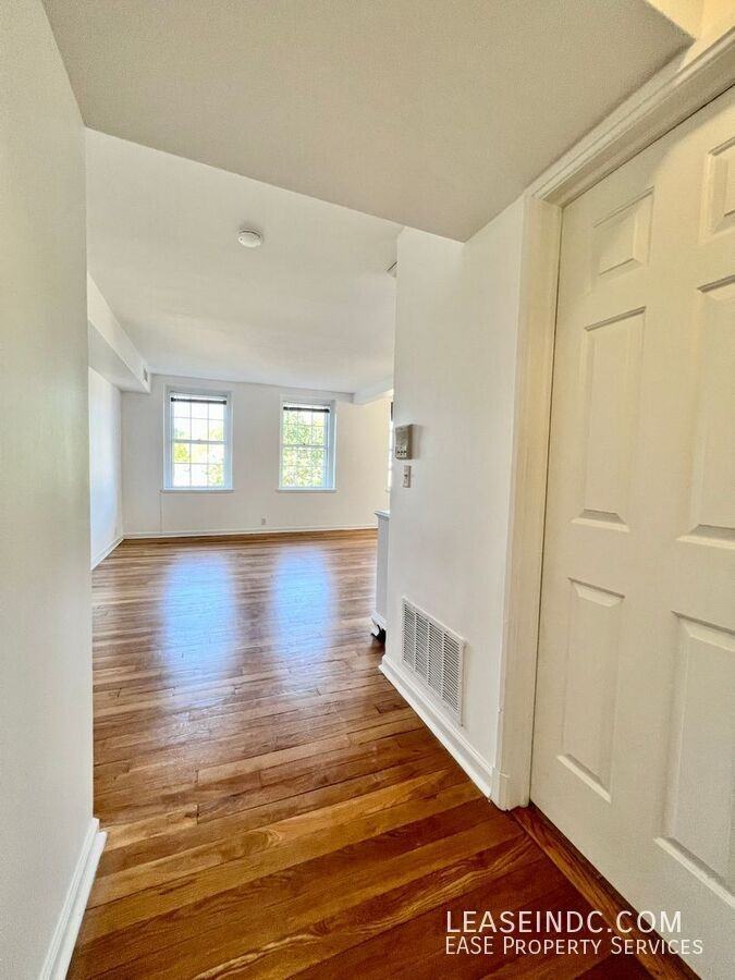 3620 38th Street Northwest #D262 - Photo 2 of 19