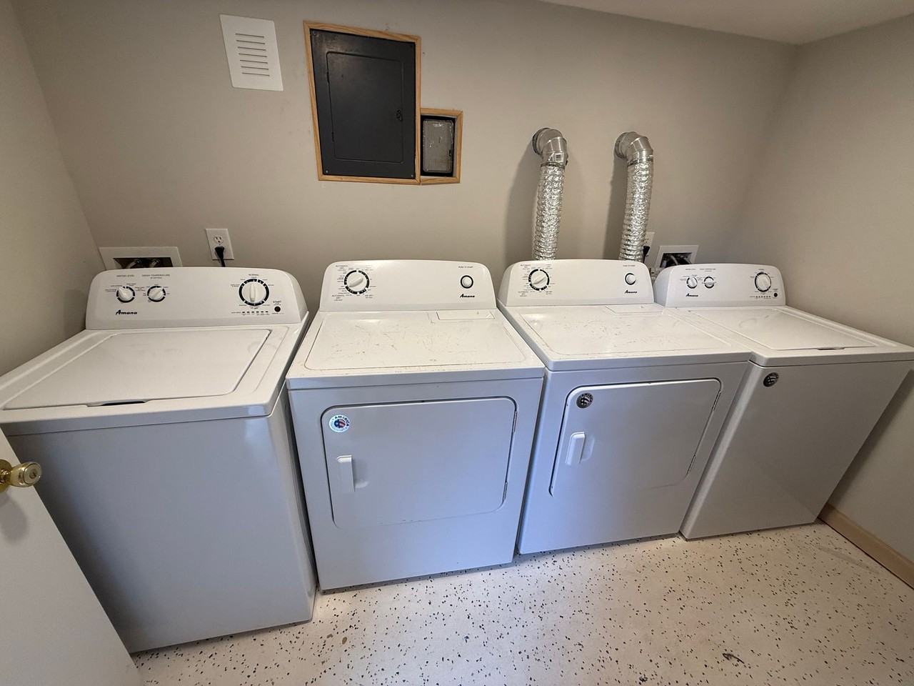 Campus Place Apartments - Photo 2 of 3