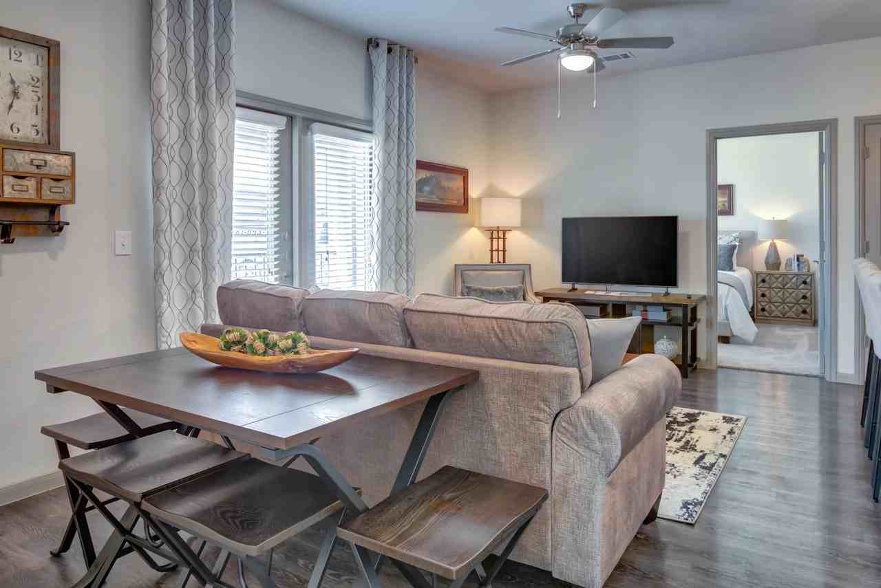 GABRIELS BLUFF & - Photo 3 of 24