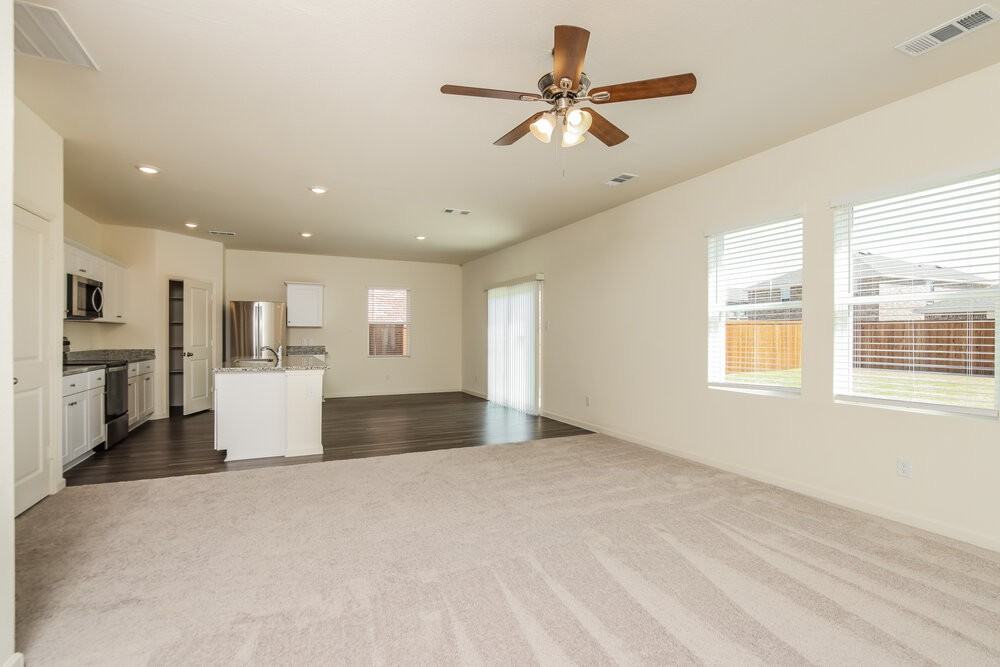 1801 Sandlin Dr - Photo 6 of 17
