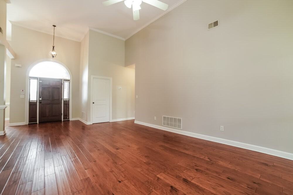 2932 Keeley Cv - Photo 3 of 16