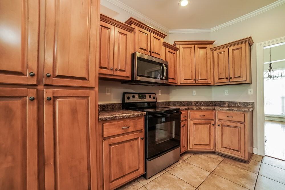 2932 Keeley Cv - Photo 6 of 16
