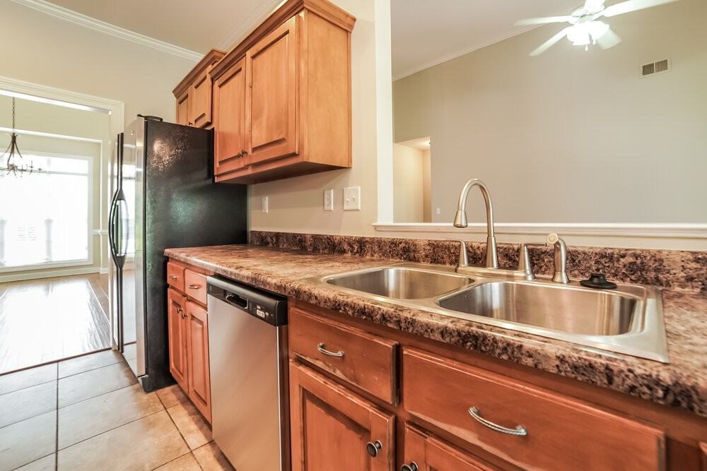 2932 Keeley Cv - Photo 7 of 16
