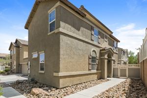 featured image of 967 Wembly Hills Pl