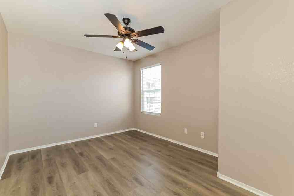967 Wembly Hills Pl - Photo 6 of 17