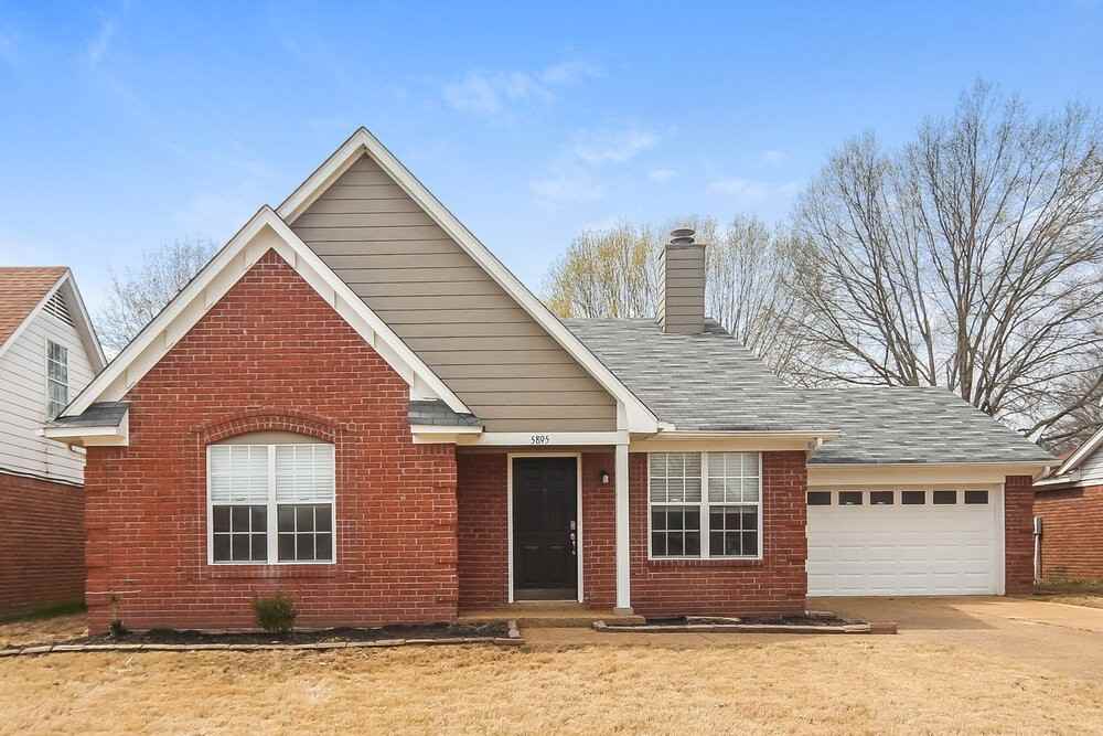 5895 Waverly Dr - Photo 3 of 16