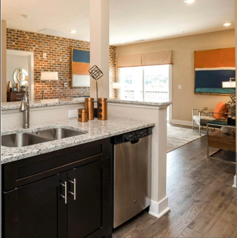 714 Stiller Ln - Photo 2 of 8