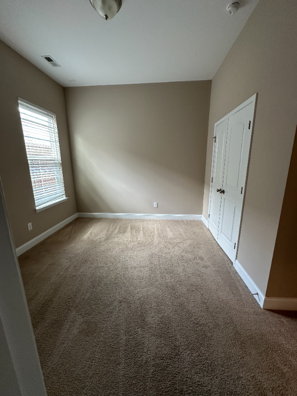 109 Grayfox Dr - Photo 7 of 16