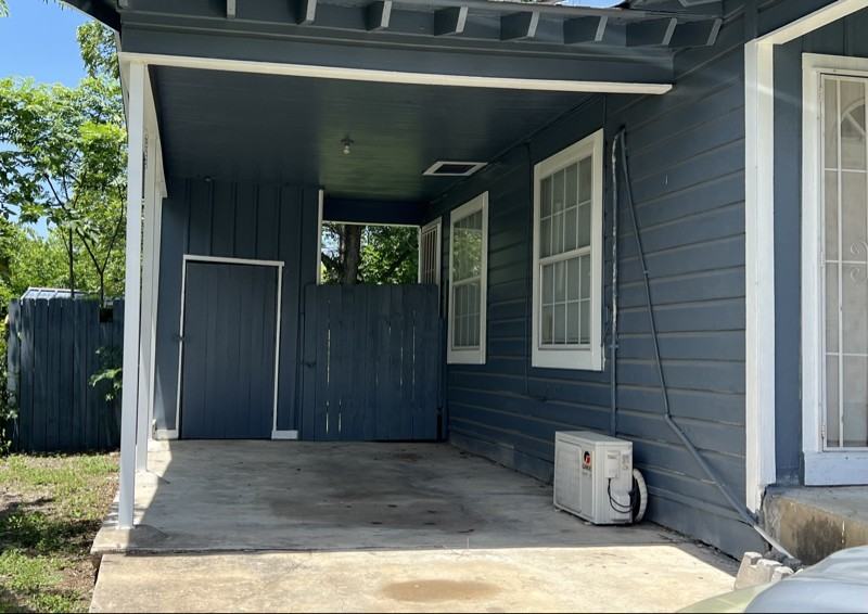 111 South Audubon Drive - Photo 2 of 19