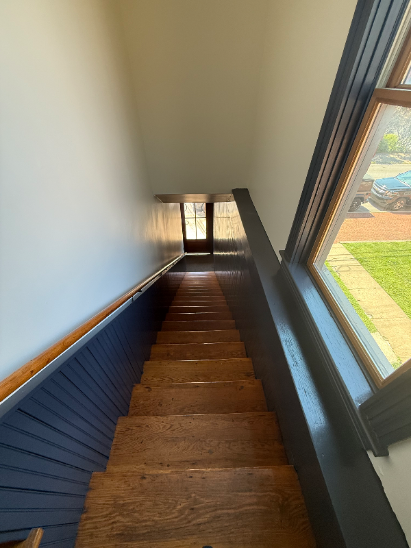 265 N Limestone - Photo 4 of 20