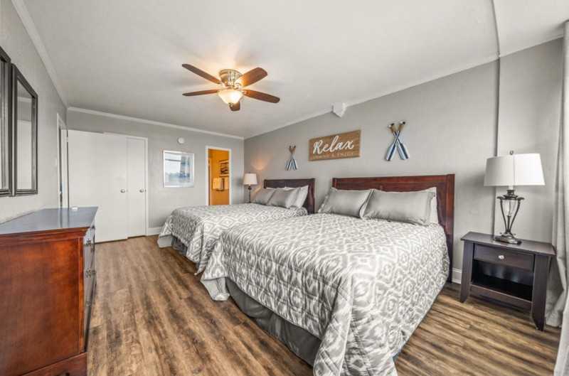 740 Weston Rd #810B - Photo 5 of 12