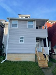 1005 N 2nd St - Photo 2 of 14