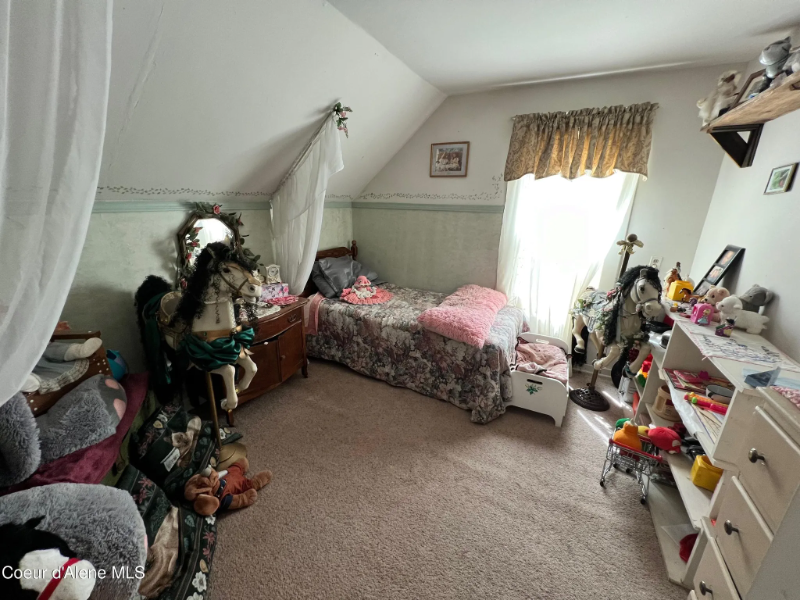 520 S 2nd St - Photo 2 of 13