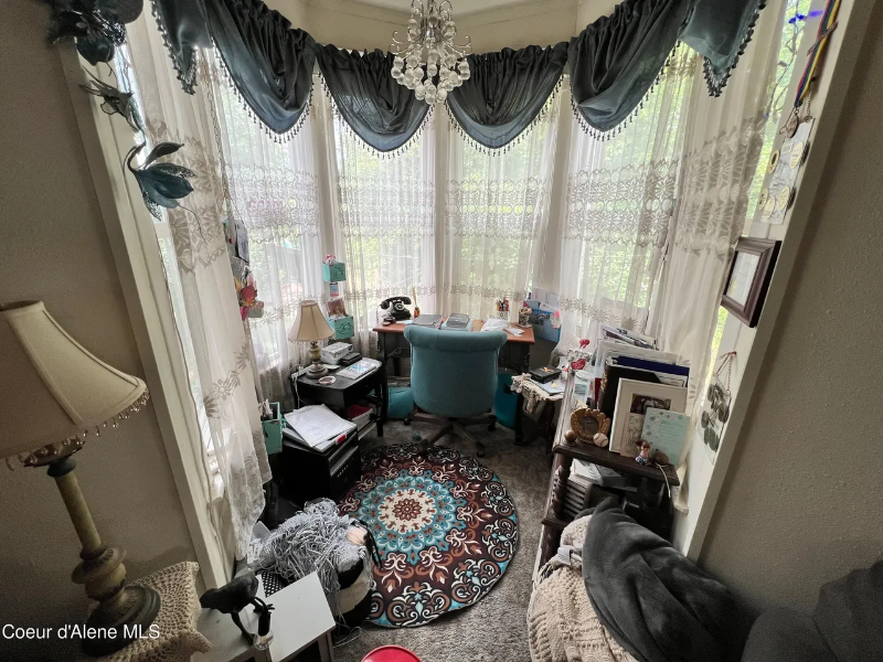 520 S 2nd St - Photo 3 of 13