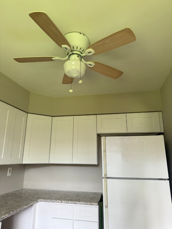 804 Garnet Dr - Photo 3 of 14