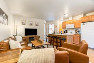 425 2nd Ave W - Photo 1 of 1