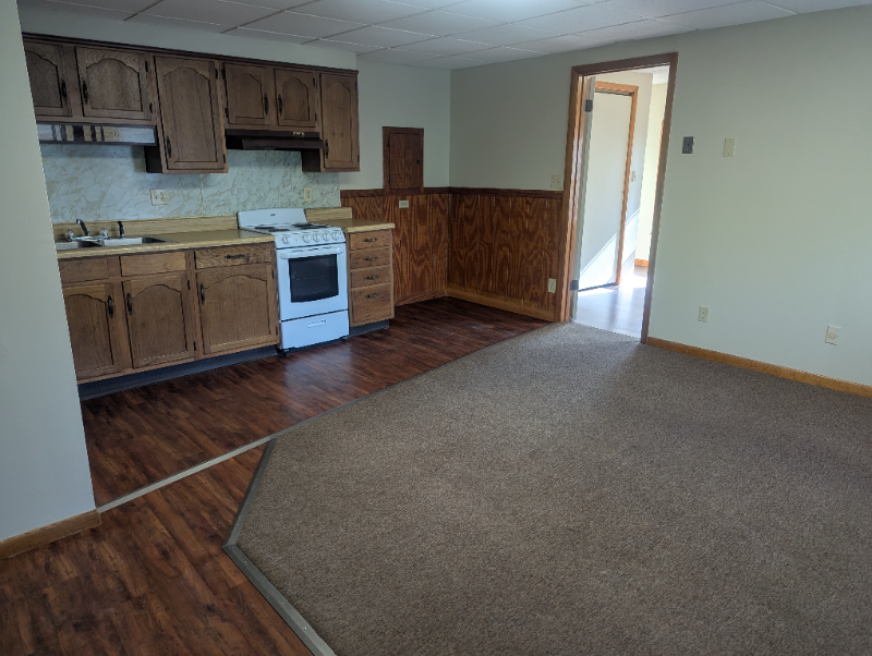 404 1/2 S Union St #1 - Photo 3 of 6