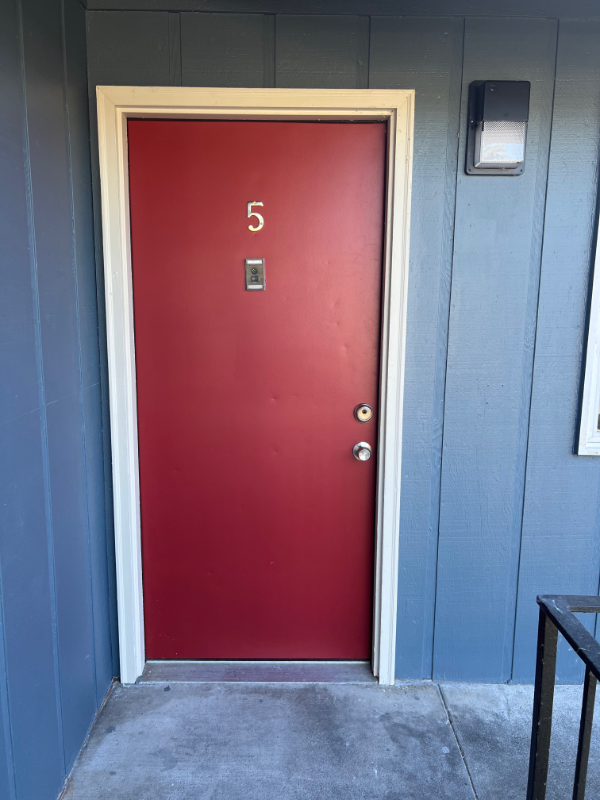 941 8th Ave #5 - Photo 2 of 11