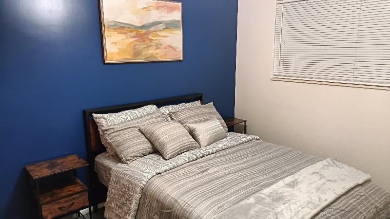 557 W 4800 S - Photo 2 of 10
