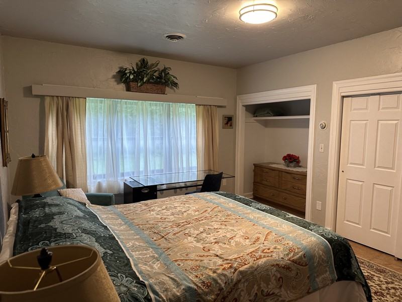 141 Hazel Rd - Photo 3 of 9