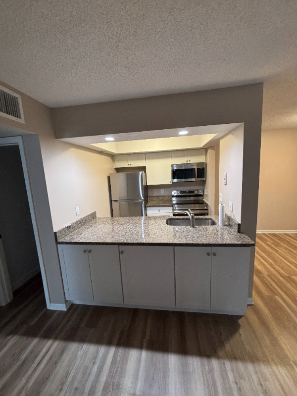 848 Nw Fork Rd - Photo 3 of 17