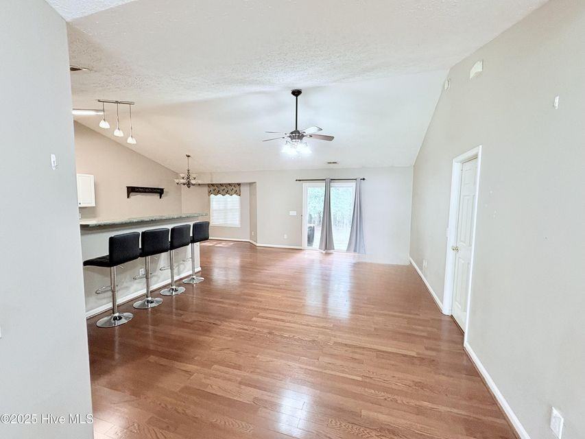 110 Sycamore Drive - Photo 3 of 20