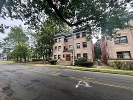 featured image of 1089 Worthington St
