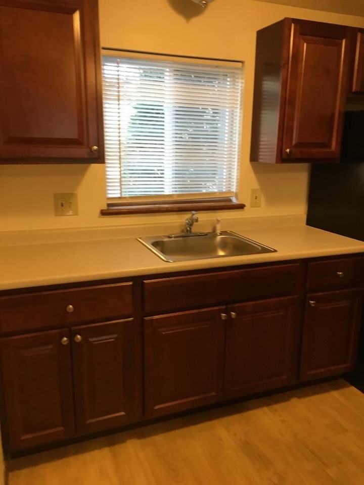 Hampstead Village Green D-H - Photo 2 of 38